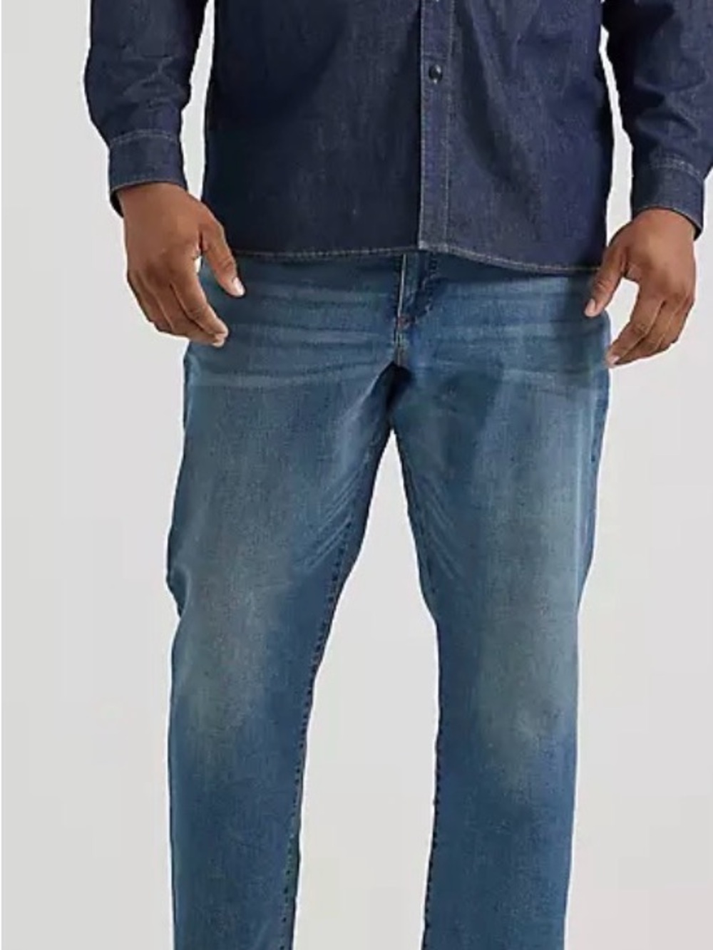 Lee Relaxed Straight Jeans in Blue